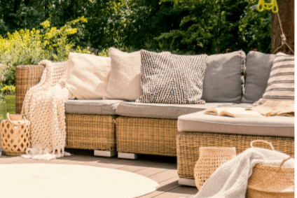 Bien choisir votre canapé de jardin avec nos conseils