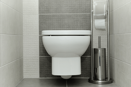 Carrelage pour un WC suspendu : Conseils pratiques et critères de choix