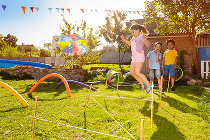 Goûter d'anniversaire : 3 jeux d'extérieur pour amuser les enfants -  Cdiscount