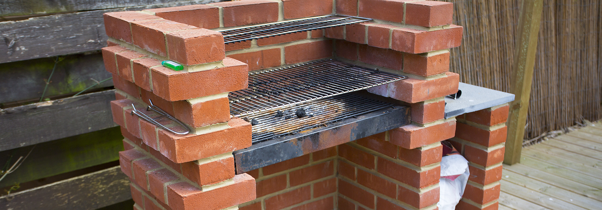 fabriquer barbecue en briques