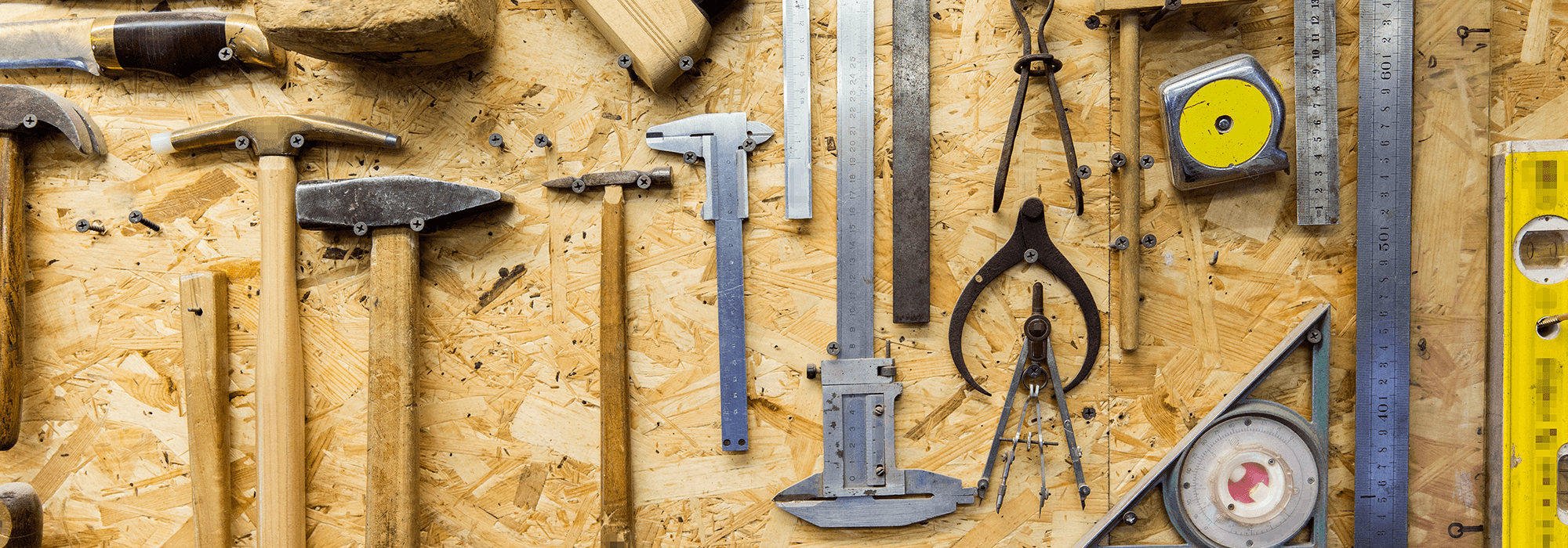 Comment fabriquer un râtelier pour outils de jardin ? Cdiscount