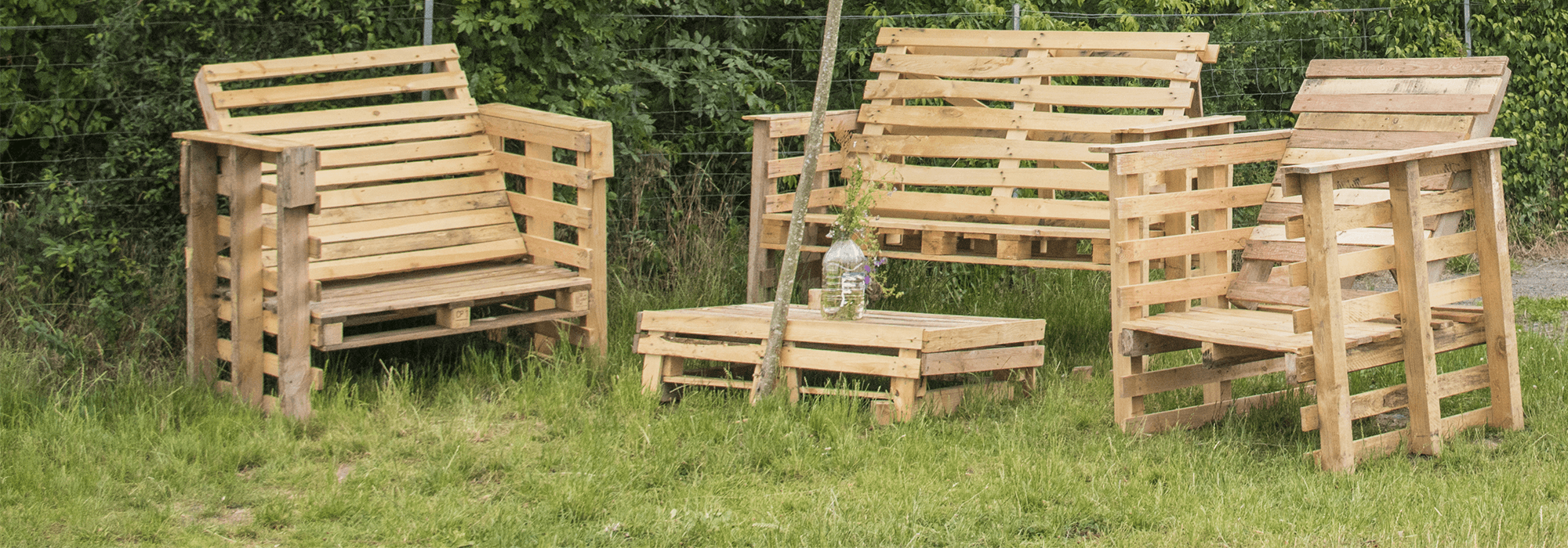 Fabriquer un salon de jardin en palettes