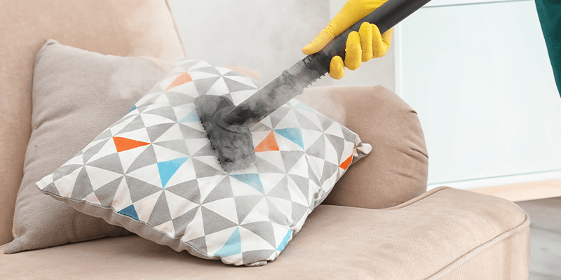 Comment nettoyer un canapé en microfibre ? - Cdiscount
