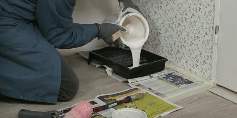 Sous-couche sur papier-peint