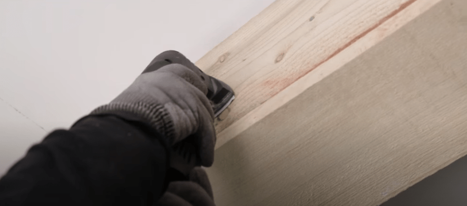 Comment peindre des poutres en bois ? - Cdiscount