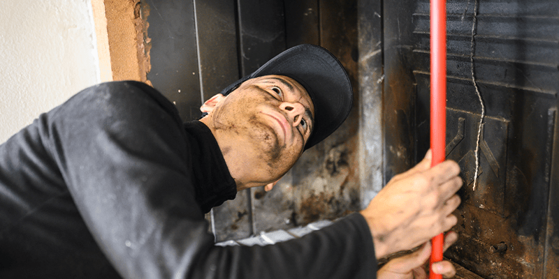 Comment ramoner une cheminée ? - Cdiscount