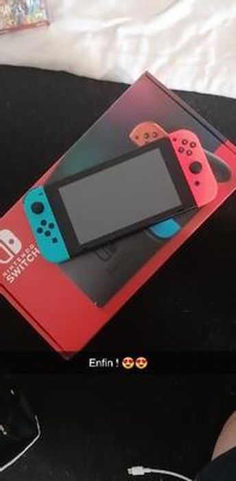 ON A RECU LA NOUVELLE NINTENDO SWITCH COLLECTOR FORTNITE ! SKIN EXCLUSIF  PANTHÈRE 
