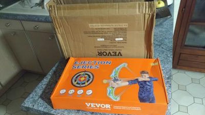 Kit Tir à L'Arc Enfants VEVOR - 2 Arcs LED, 20 Flèches Ventouse, Cibles, Carquois - 6-10 Ans