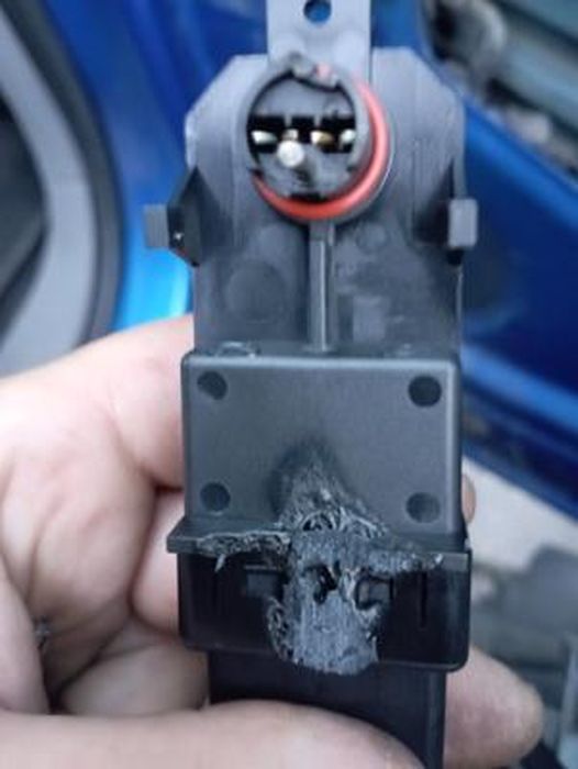 Module Moteur Lève vitre électrique TEMIC 440726 CLIO 3 LAGUNA 2 MEGANE 2 | UK Module Moteur Lève vitre électrique TEMIC 440726 CLIO 3 LAGUNA 2 MEGANE 2 | UK