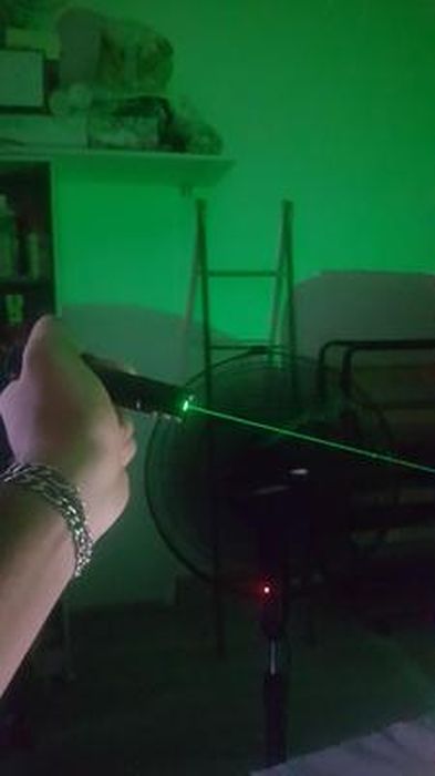 Pointeur Laser Vert-torche Laser À Batterie Intégrée De Chargement USB De  10000m, Allumette De Combustion Étoilée Unique À Point Rouge Puissant -  Temu Belgium