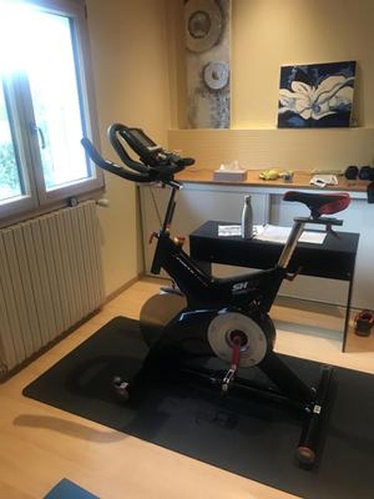 Velo d appartement Sportstech SX500 Inertie 25KG Compatible Ceinture pulsee eBook offert Cdiscount Sport