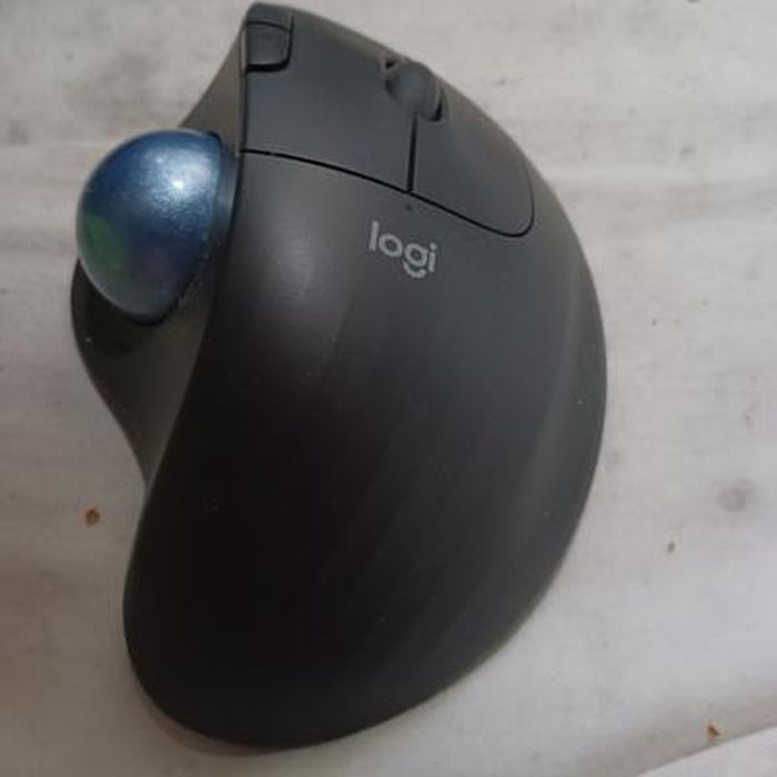 Souris trackball sans fil wifi logitech ergo m575 noir graphite LOGITECH  Pas Cher 