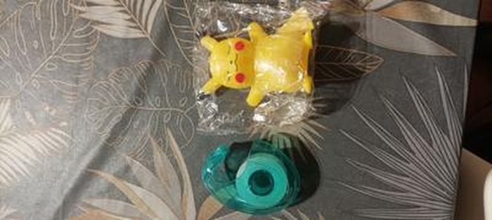 Lampe De Chevet Pokémon Pikachu - Veilleuse LED Scintillante Pour Enfants - Neuf