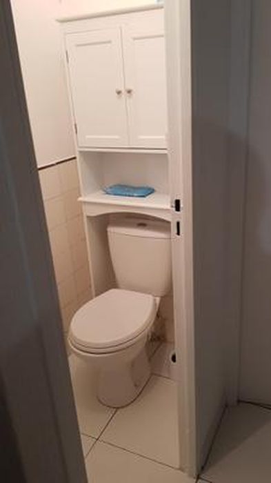 Meuble de rangement au-dessus des toilettes, Meuble mural, Rangement gain de place