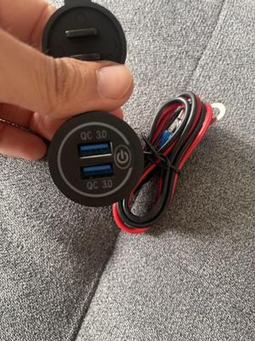 Charge rapide 3.0 double prise de chargeur USB, imperméable à l'eau 12V /  24V prise USB Qc 3.0 double chargeur avec interrupteur tactile Kit de  bricolage pour voiture, voiturette de golf, bateau