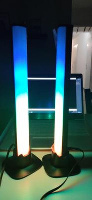 Kidsjoy Smart Lampe LED, 2 Pcs RGB Smart Lampe Bureau, Barre LED Smart avec  16 Millions Couleurs, Gaming Lampe Synchronisation de la Musique, Contrôle  de APP et Bouton, RGB Lampe Bureau pour