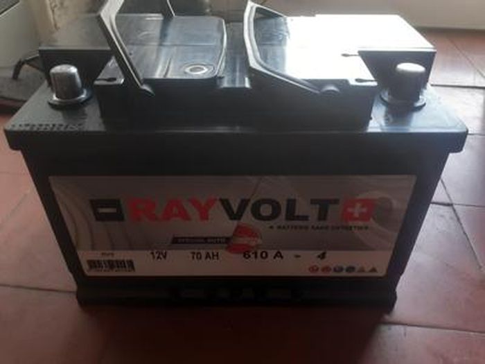 Batterie auto RAYVOLT RV2 60AH 500A - Cdiscount Auto