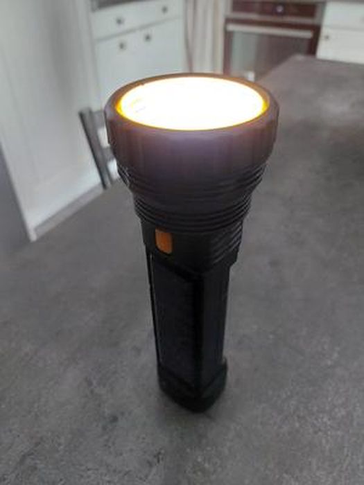 Lampe de poche lampe LED Solaire USB Rechargeable Puissante avec Side Lampe  COB Banque D'alimentation (1500mAh Batterie Incluse) - Cdiscount Bricolage