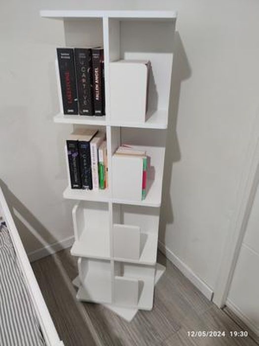 Bibliothèque Tournante / étagère Rotative 360° - 4 Niveaux - Dimensions 48x48x133 Cm - Blanche - Capacité 31 Kg Par étagère - Réglable En Hauteur