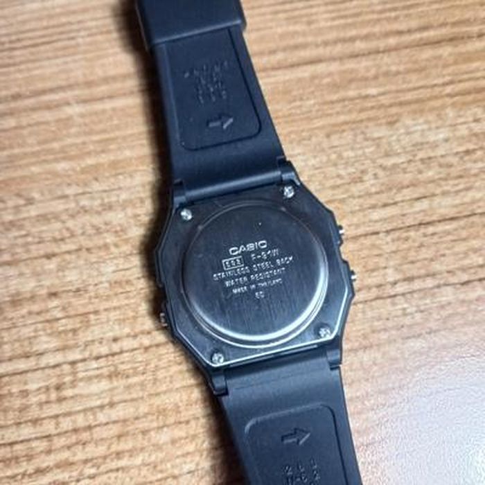 Montre Vintage Casio F-V2 Easy Rec Noir - Module 1588, Avec Boîte Et Notice | Occasion, Unisexe Adulte