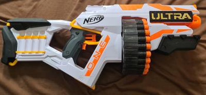 Pistolet à fléchettes NERF Ultra One - Ultra distance, précision et vitesse  - 25 fléchettes incluses - Cdiscount Jeux - Jouets