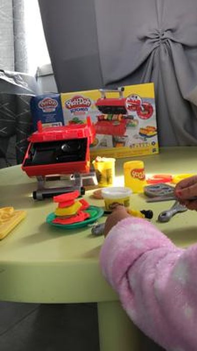 Play-Doh Kitchen - La Machine à Pop Corn - Pâte à modeler - Hasbro - 6  Dosen Play-Doh - 2 Rezeptkarten