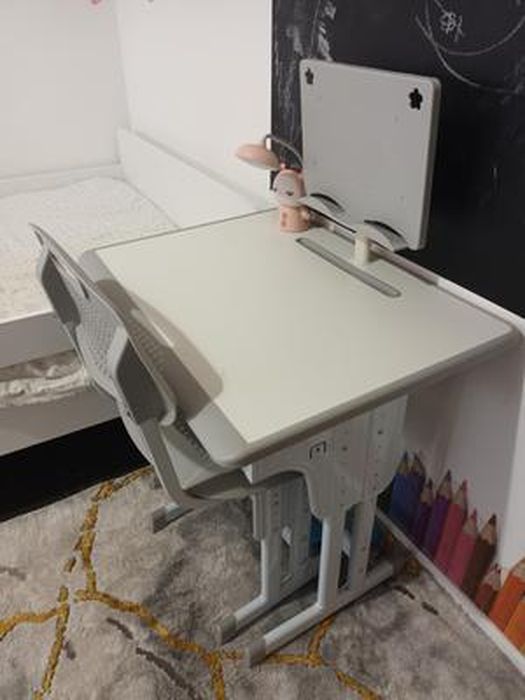 HOMCOM Bureau Et Chaise Enfant Réglable En Hauteur Avec Support Lecture Et Rangements - Gris - 6 à 12 Ans