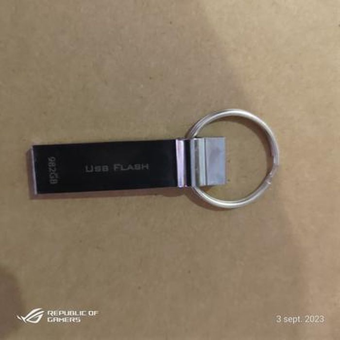 Einmoon Cle USB 982 GO Grande Capacité Clé USB 3.0 Portable Clef USB  Métallique 729503690128