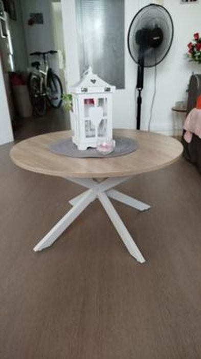 Table Basse Ronde Alix 70cm - Style Industriel - Plateau Bois Et Pied Araignée Blanc - Pour Salon Ou Bureau