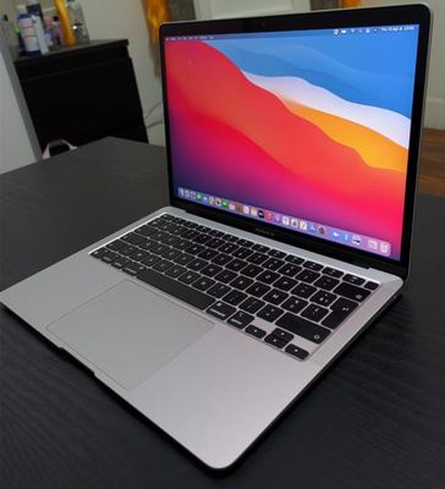 Top produit – L'ordinateur Portable Apple MacBook Air 2020 (M1) 8 Go - 256  Go à 939,00 € (terminé) - Les Numériques