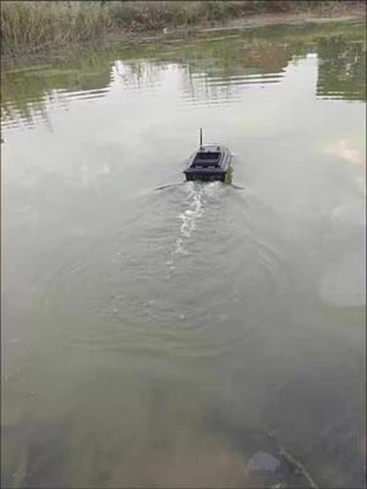 Bateau Amorceur Télécommandé 500m - Bateau De Pêche Intelligent Avec Lumière LED - Noir Carbone