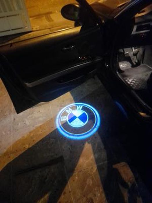 4Pcs Logo LED de porte de voiture Projecteur LED pour BMW