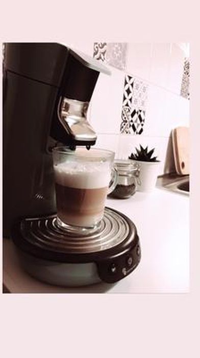 Machine à café dosettes PHILIPS SENSEO Viva HD6563/63 - Noir - 2 tasses - 6  mois de détartrant inclus - Cdiscount Electroménager