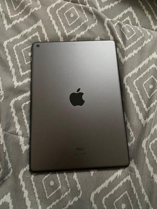 iPad 10.2 (2021) 9e génération 256 Go - WiFi - Argent | Back Market
