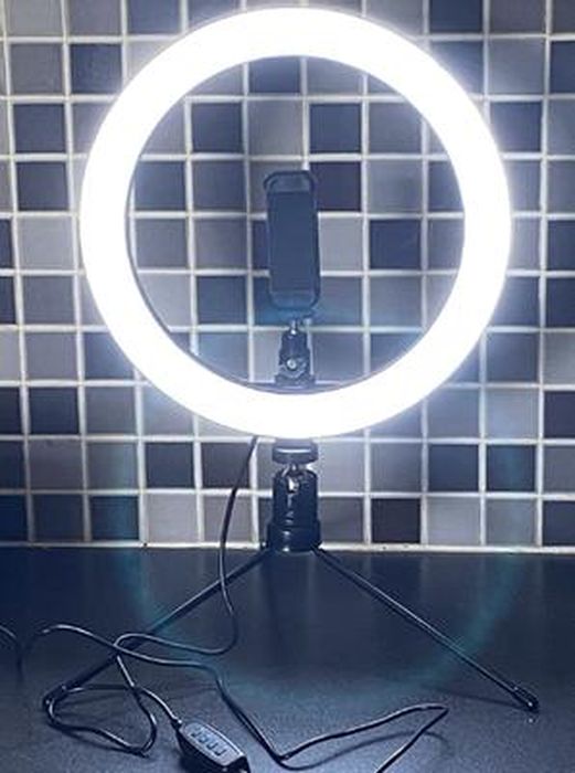 CNAFGBGG Kit De Créateur De Contenu 1set Avec Une Lumière