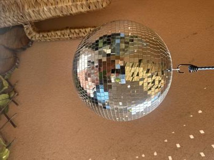 Fuzzix MB30 Boule à Facettes 30 CM - Disco Ball Effet Lumière DJ - Sphère Miroir PVC Argentée