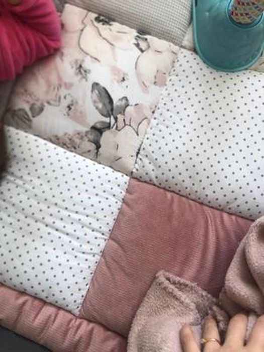 Tapis parc bebe patchwork 120x120 cm- tapis couverture bébé naissance  matelas parc Coton avec velours et piqué gaufré Afrique : : Bébé  et Puériculture