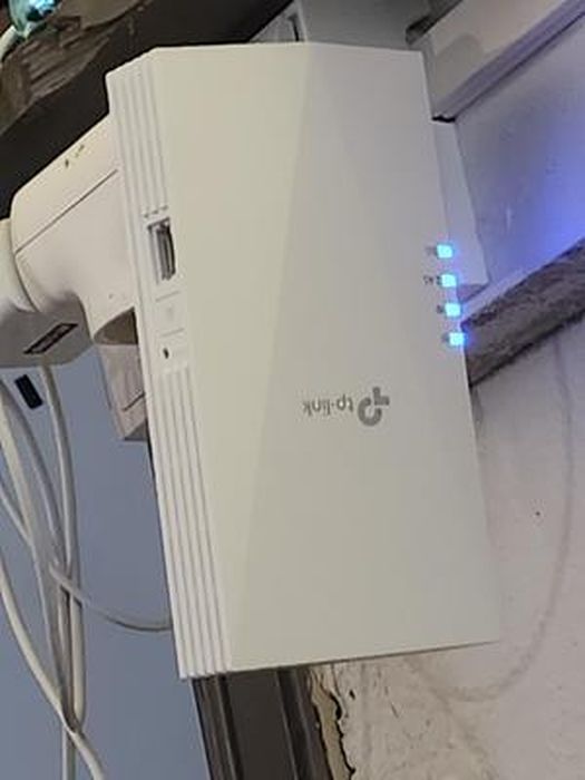 Répéteur WiFi 6 Puissant AX3000 Mbps - TP-Link RE700X - Amplificateur WiFi  Couvre jusqu'à 150 m² - 1 Port Ethernet Gigabit - Cdiscount Informatique