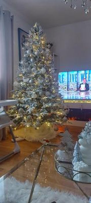 Sapin De Noël Artificiel Avec Neige Et Pommes De Pin - 210 Cm - Pliage Rapide - 13