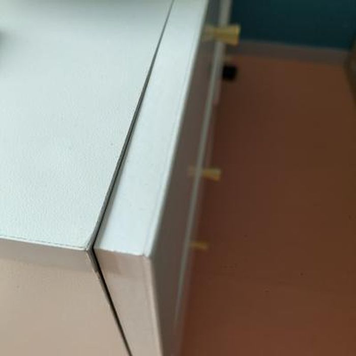 Commode 6 Tiroirs Blanc Design Asymétrique - 127x40x76 Cm - DEZAGCE