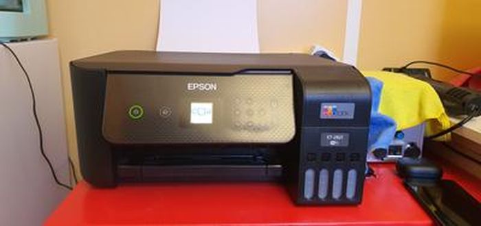 Pack EPSON : Imprimante Multifonction 3-en-1 - Ecotank ET-2821 + Kit de  Remplissage d'Encre EcoTank 104 - Noir - Cdiscount Informatique