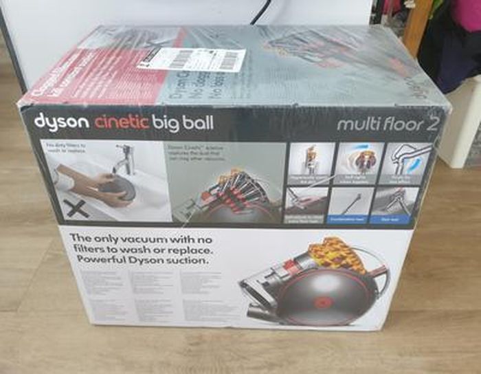 DYSON CINETIC BIG BALL MULTIFLOOR 2 Aspirateur traineau sans sac - 80 dB - Cdiscount  Electroménager