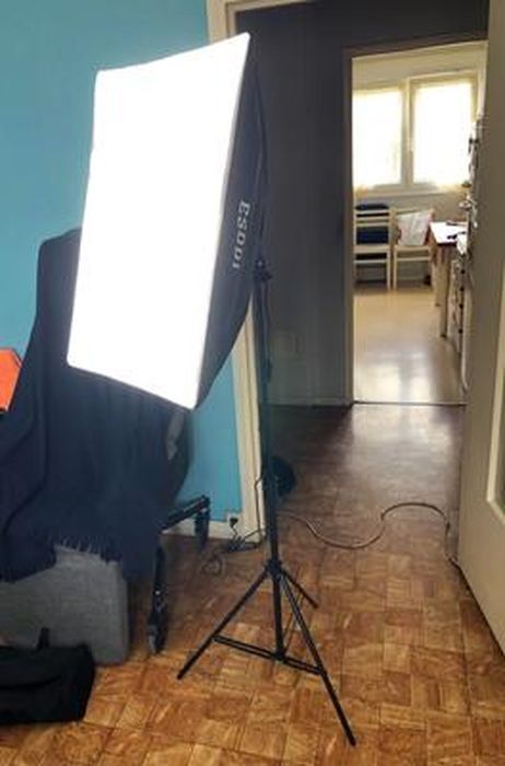 ESDDI Softbox Lighting Kit Éclairage Studio Photo avec 1x50x70cm Lumière  Continue, 1x85W Ampoule, 2m Trépied et Sac Portable - Cdiscount Appareil  Photo