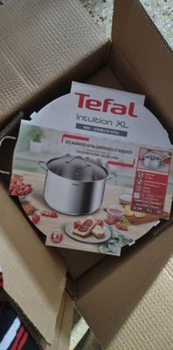 Tefal Intuition XL Grande marmite inox 28 cm / 8 L, Induction, Garantie 5 ans, Acier inoxydable 18/10 première qualité, Taille XL, Poignées robustes, Couvercle verre B8646404
