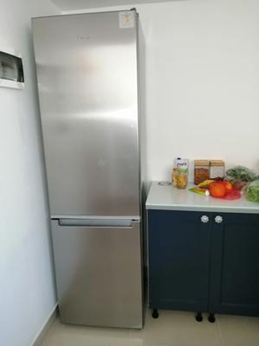 Refrigerateur - Frigo congélateur bas WHIRLPOOL W5911EOX - 372L (261 + 111)  - Froid statique - L 59,5 x H 201,1 cm - Inox