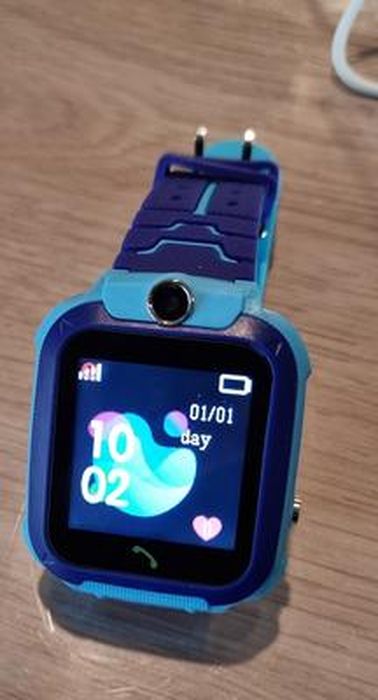 Generic - Q12B Montre Intelligente Pour Enfants Montre Téléphone Pour  Android Ios Life Étanche Lbs Positionnement 2G Carte Sim Dail Appel Bleu -  Montre connectée - Rue du Commerce