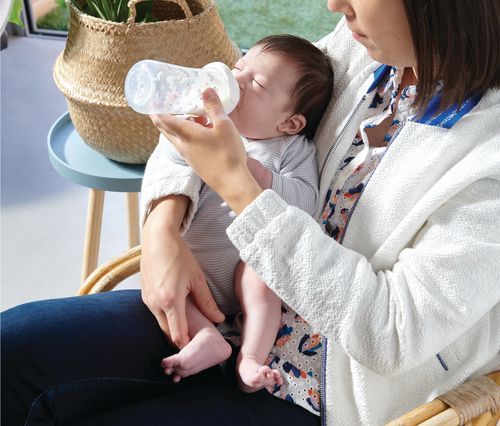 Bebe Confort Lot De 2 Biberons Emotion Physio Savannah Blanc 270ml T1 Savannah Doseur De Lait Cdiscount Puericulture Eveil Bebe