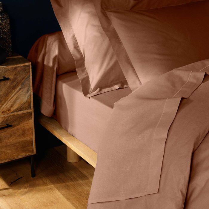 Drap plat 2 personnes 240 x 300 cm coton 57 fils Lina Blush – Finition point bourdon Drap plat 2 personnes 240 x 300 cm coton 57 fils Lina Blush – Finition point bourdon