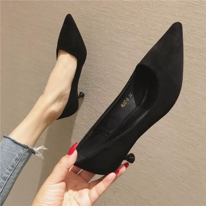 Escarpin Femme GO Talon Bas Pointu Brillant Noir Daim Nubuck Achat Vente Escarpin Femme GO Talon Bas Pointu Brillant Noir Daim Nubuck pas cher Cdiscount
