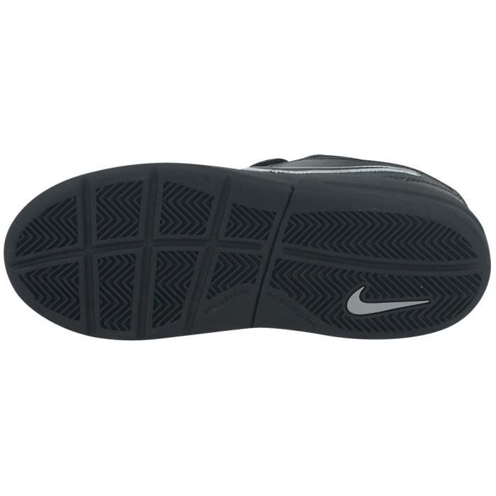 Nike avec sales logo scratch